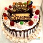 half kg eggless james kitkat choco vanilla cake d2