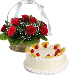1Kg Eggless Pineapple Cake N Red Roses Basket