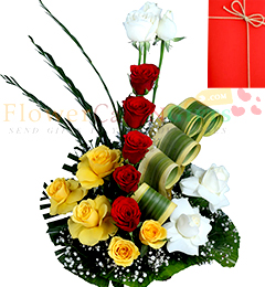 15 Mix Color Roses in Basket
