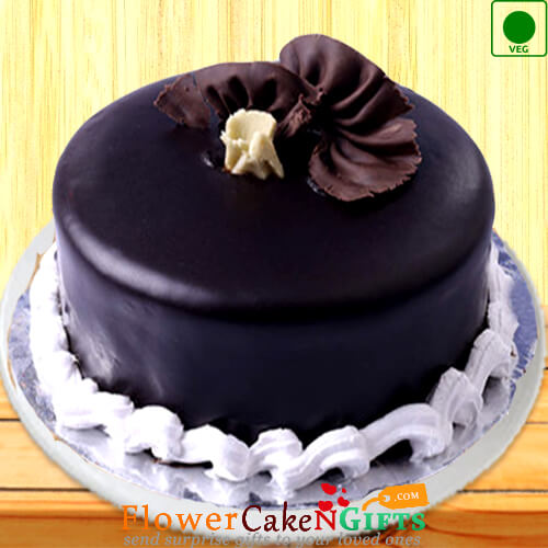 Half Kg Eggless Chocolate Cake