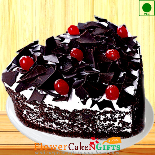 500gms Heart Shape Black Forest Eggless Cake