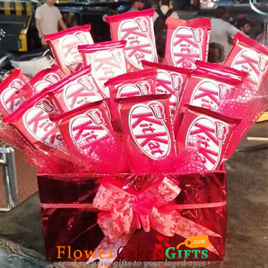 kitkat chocolate bouquet