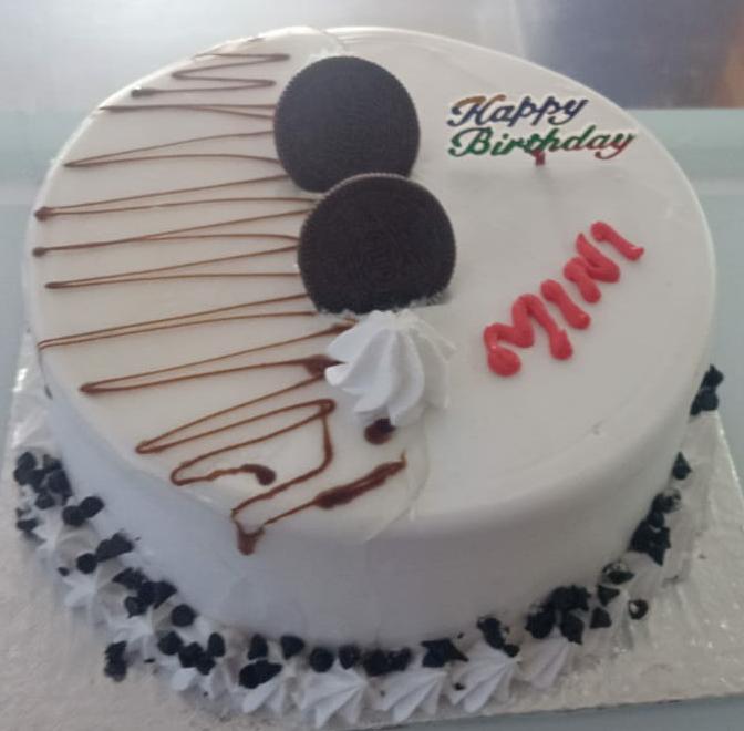 1kg oreo vanilla fresh cream round shape cake