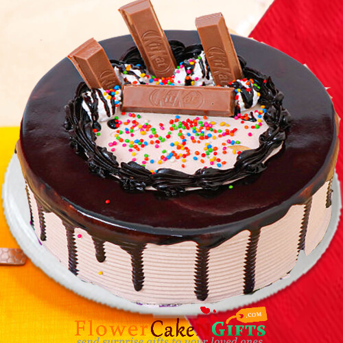 half kg eggless kitkat chocolate cake