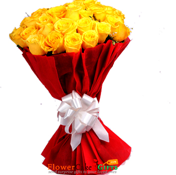 30 Yellow Roses Bouquet