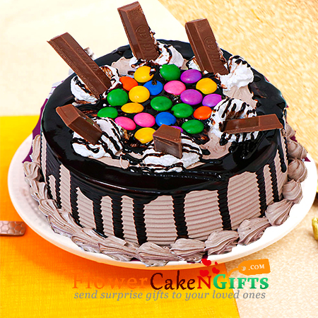 1 kg eggless kit kat gems chocolate cake