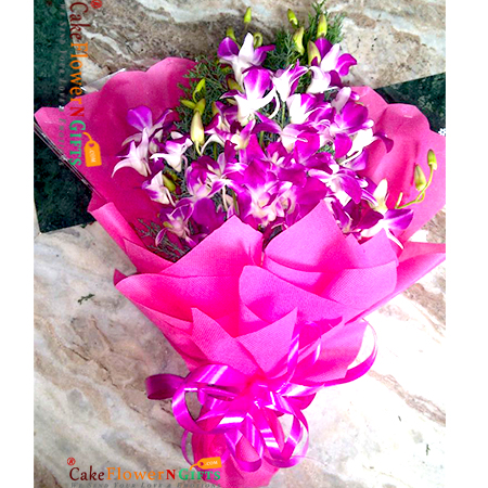 Hand Tied Bunch of 7 Orchids
