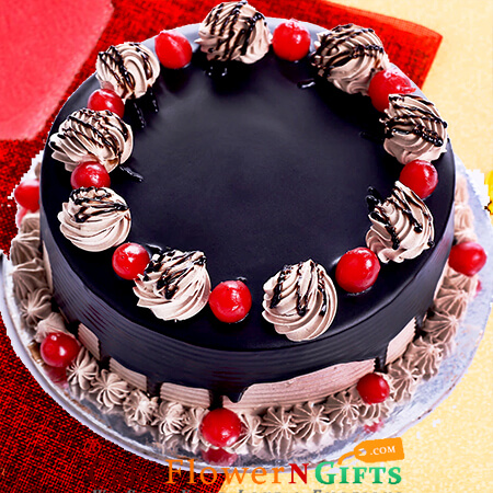 half kg tempting chocolate cake