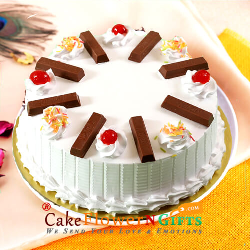 half kg kitkat vanilla cake