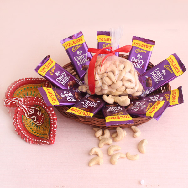 Chocolicious Nutty Hamper
